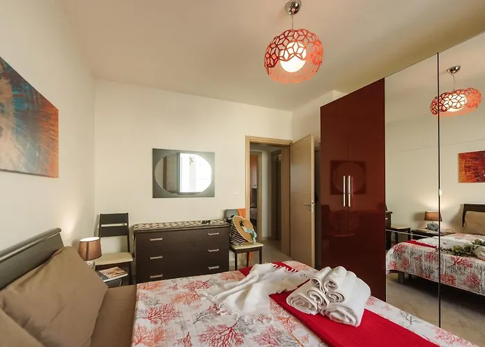 Holiday home Dimora Del Sole Torre Pali
